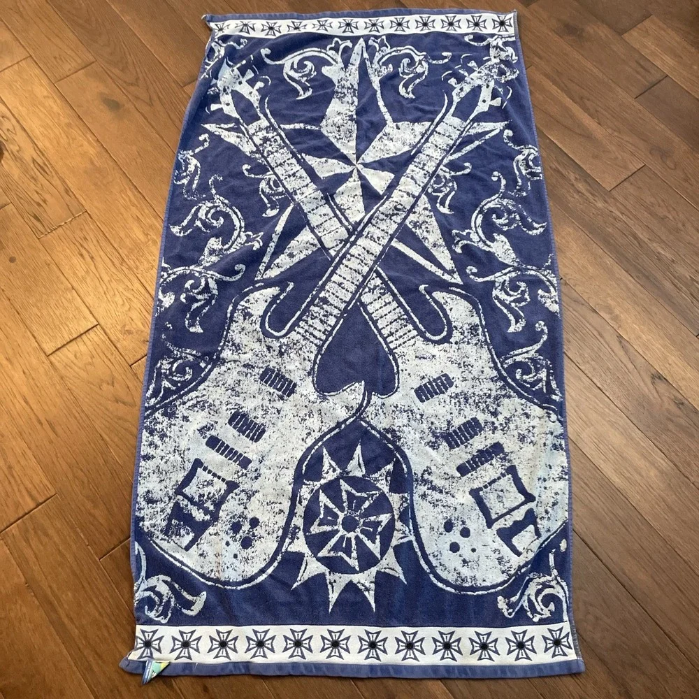Kirkland Signature Beach Towel 100% Egyptian Cotton 63